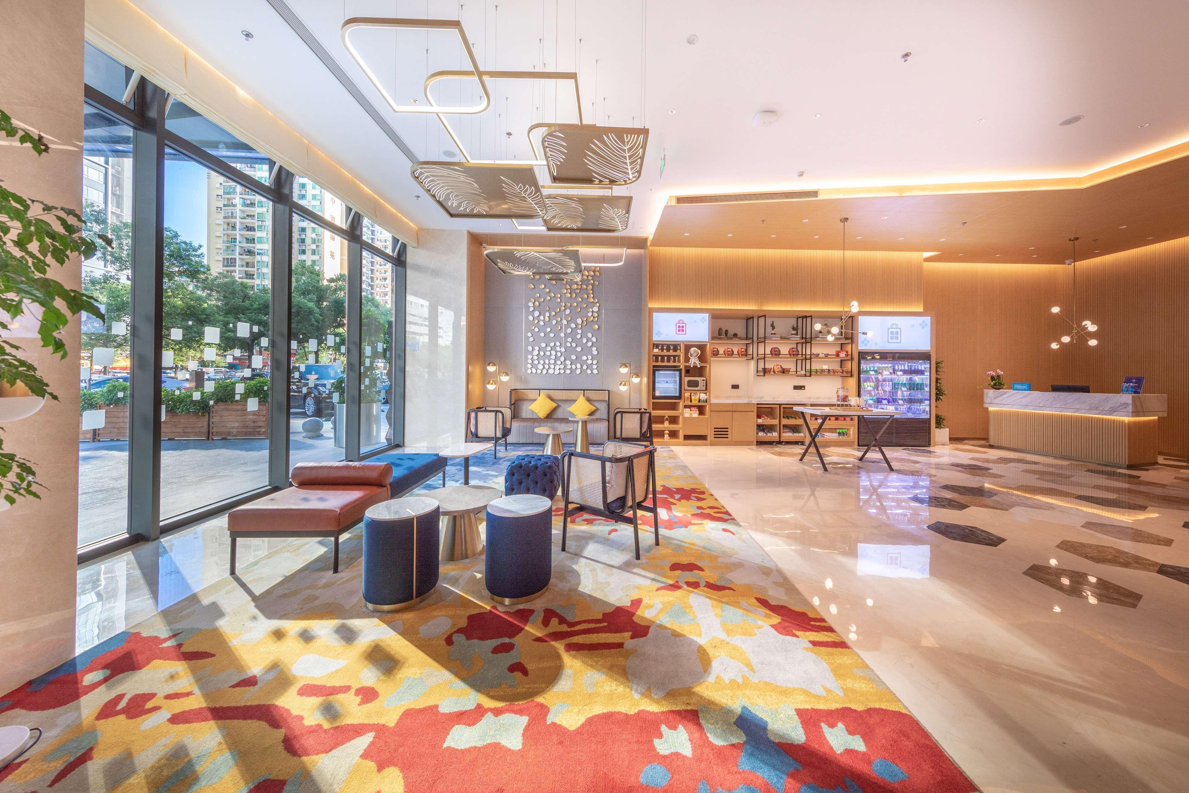 Hilton Garden Inn Shenzhen Nanshan Avenue Exterior photo