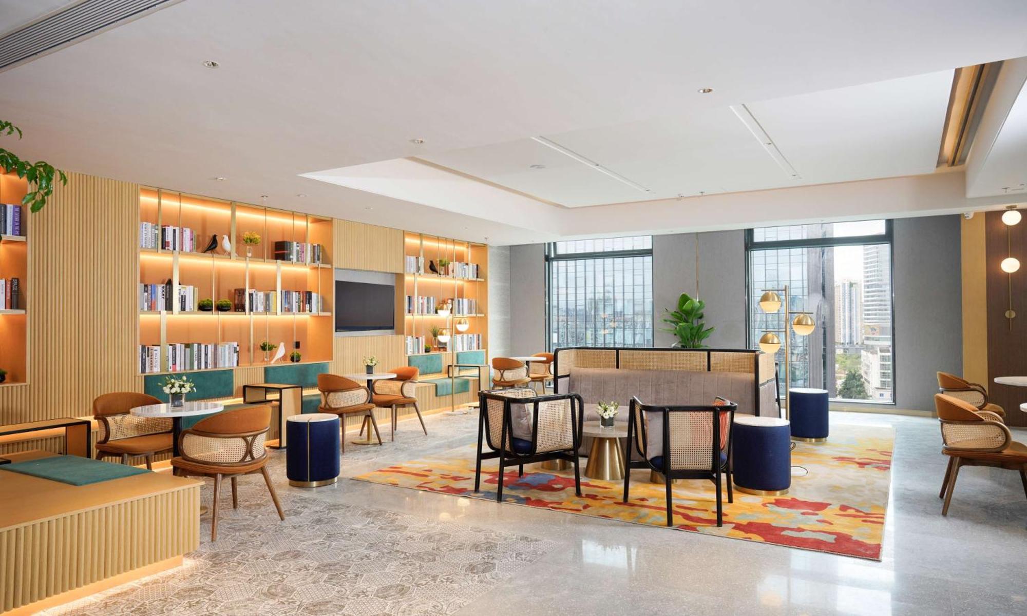 Hilton Garden Inn Shenzhen Nanshan Avenue Exterior photo